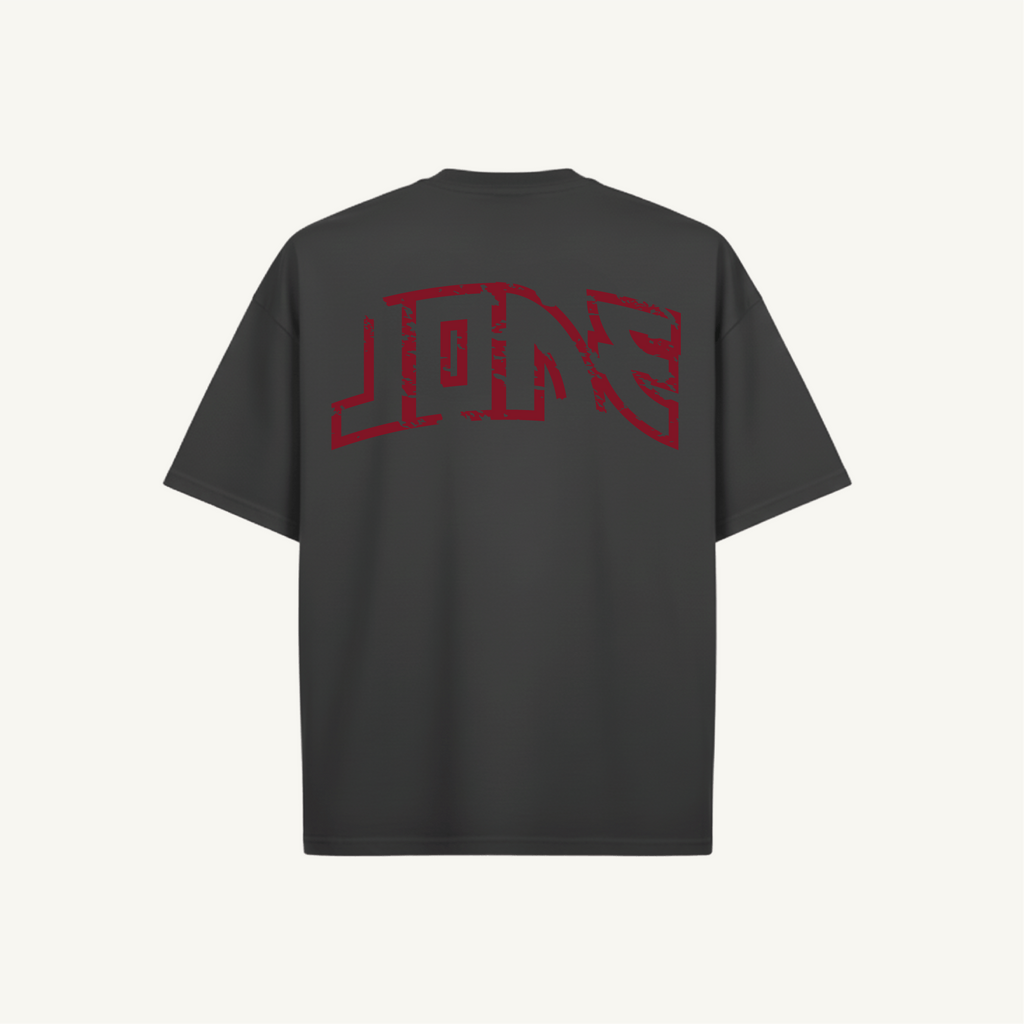 "KISS ME" Tee