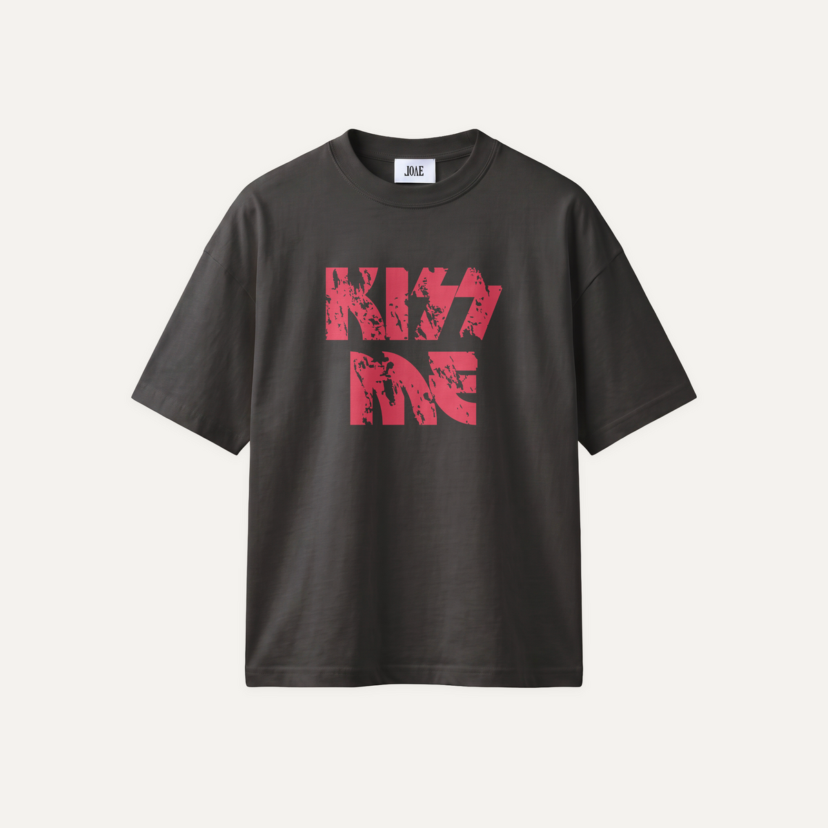 "KISS ME" Tee