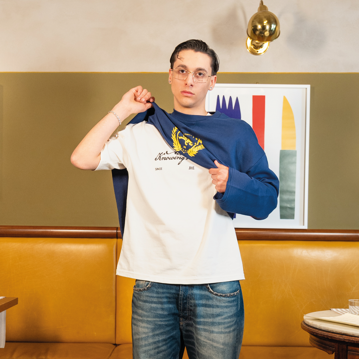 Emblem Crewneck Navy